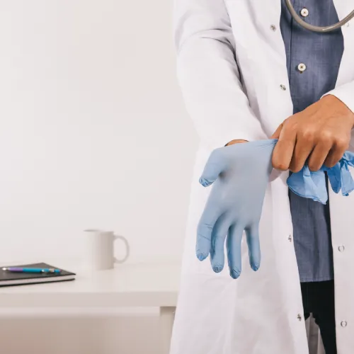 Valoración de biopsia renal en Saltillo con Dr. Juan Carlos Hernández Díaz